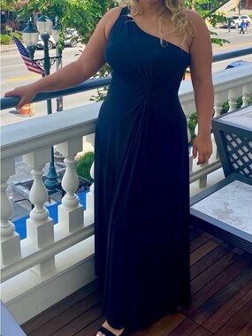 strapless open back dress Do + Be Crystal Knot Detail One Shoulder Dress main image 1